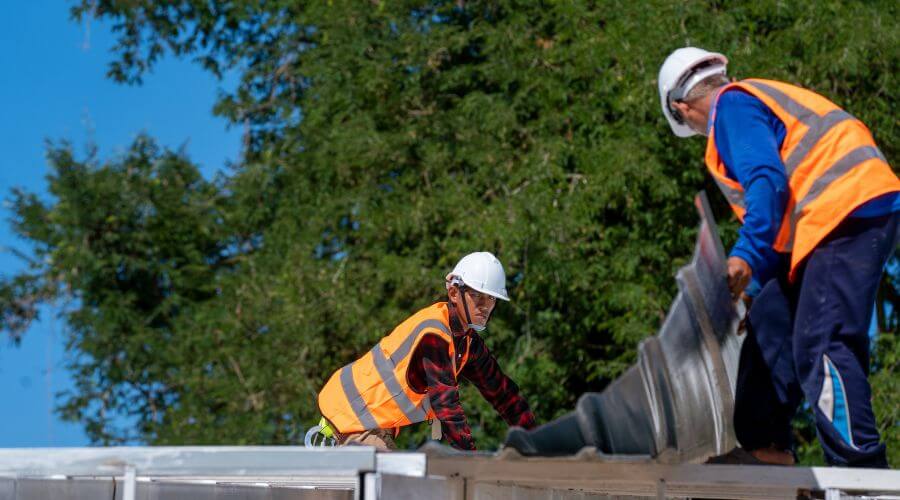 Expert new roof installation services in Laupahoehoe, HI
